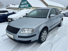 Bild des Angebotes VW Passat 1.6 / Klimaautomatik / TÜV + Service neu