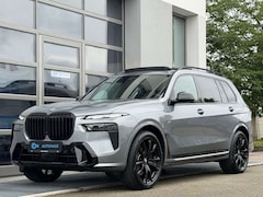 Bild des Angebotes BMW X7 40i xD*M SPORT*B&W*SKY*SOFT*M-SITZE*MASSAG*22
