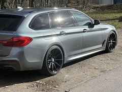 Bild des Angebotes BMW 540 540i M Paket Voll 20 Zoll Sthz Leder Kessy