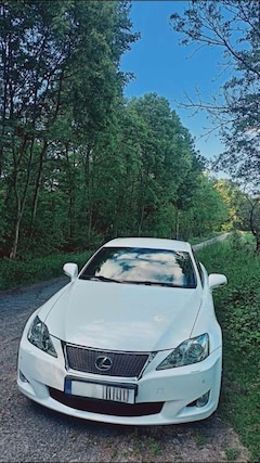Bild des Angebotes Lexus IS 220d F-Sport