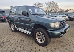 Mitsubishi Pajero TD Classic 2500 *nur 133 Tkm / Grüne Plakette*
