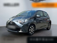 Bild des Angebotes Toyota Aygo x-play club *Kamera*CarPlay*Alufelgen*Klima*