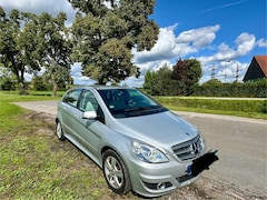 Bild des Angebotes Mercedes-Benz 180 B180