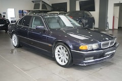Bild des Angebotes BMW 735 M PAKET+NAVI+KAMERA+PDC+SITZHEIZUNG