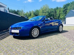 Bild des Angebotes Alfa Romeo Spider 2.2 JTS 16V Exclusive*Traumzustand*1.Hand*wenig KM