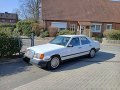 Bild des Angebotes Mercedes-Benz 230 2.3 Benzin*Automatik*Schiebedach*uvm.*