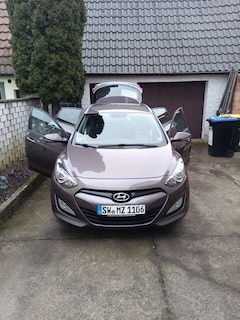 Bild des Angebotes Hyundai i30 i30cw 1.6 Trend *Sofort Verfügbar*