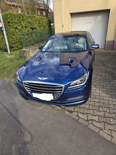 Hyundai Genesis Luxury