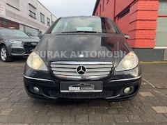 Bild des Angebotes Mercedes-Benz A 180 CDI AVANTGARDE/ XENON/ TEILLEDER