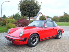 Porsche 911 Carrera 2,7 MFI Targa (1 of 187)