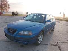 Bild des Angebotes Hyundai ELANTRA GLS,2.Hd.Tüv/Au neu. Klimaanlage Radio/CD ZV