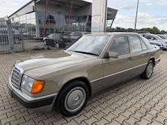 Bild des Angebotes Mercedes-Benz 230 E 68.000 Km !!!