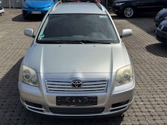 Bild des Angebotes Toyota Avensis Kombi 2.0 D-4D Executive+TÜV 03/28+8Fach