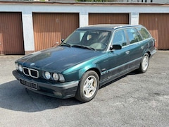 Bild des Angebotes BMW 525 i Kombi E34 Panorama-Leder-Sitzheizung-Klima-