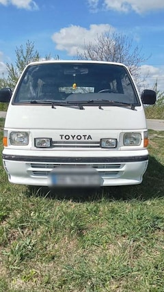 Toyota Hiace D