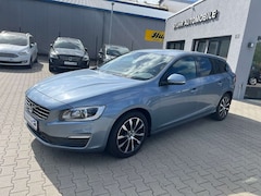 Bild des Angebotes Volvo V60 Kombi Linje Svart 2.0 Aut. AHK Leder SHZ LED