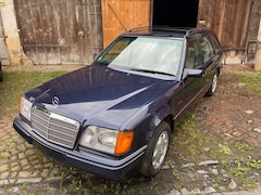 Bild des Angebotes Mercedes-Benz E 320 E 320 T