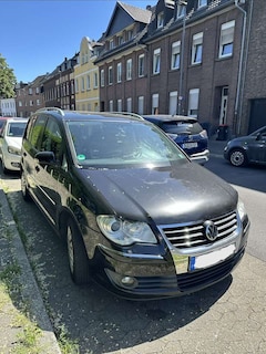 Bild des Angebotes VW Touran 2.0 TDI DSG Highline