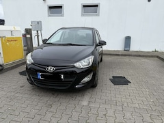 Bild des Angebotes Hyundai i20 1.1 CRDi Go!