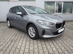Bild des Angebotes BMW 220 i Active Tourer Aut.*Sportsitz*adaptivLED*KIZU*