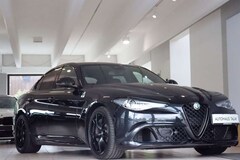 Bild des Angebotes Alfa Romeo Giulia Quadrifoglio Carbon/Sportaus./KAM/Harm.Ka