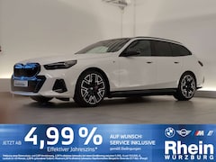 Bild des Angebotes BMW i5 eDrive40 Touring M Sport Pro Navi/LED/AHK Navi/LED