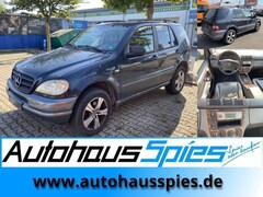 Bild des Angebotes Mercedes-Benz ML 320 AT 4WD 1.Hand AHK 7-Sitzer Leder el.Sitze