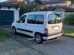Bild des Angebotes Peugeot Partner Fünfsitzer mit mobilem Schlafausbau