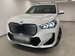 Bild des Angebotes BMW iX1 xDrive30 M Sportpaket Pro Head-Up DAB LED AHK DA K