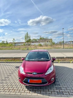 Bild des Angebotes Ford Fiesta 1.25 Titanium mit CarPlay