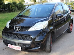 Bild des Angebotes Peugeot 107 Urban Style