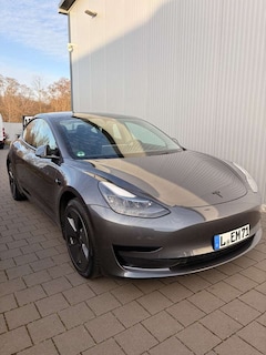 Bild des Angebotes Tesla Model 3 RWD / AMD Ryzen / Wärmepumpe / Allwetterreifen