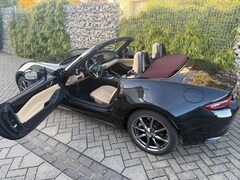 Bild des Angebotes Mazda MX-5 2.0 G-160  SAKURA , Bose, Leder, Navigation