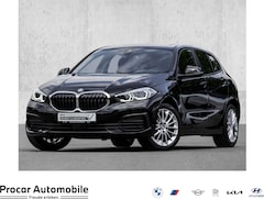 Bild des Angebotes BMW 118 i ADVANTAGE+PANO+SHZ+PDC+LED