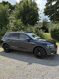 Bild des Angebotes VW Tiguan Allspace Highline 4Motion
