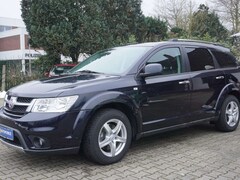 Bild des Angebotes Fiat Freemont Lounge AWD /AUT./EURO5/NAVI/KAMERA/LEDER/7.SITZ/