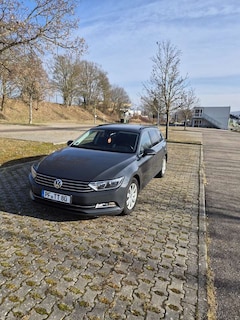 Bild des Angebotes VW Passat 2.0 TDI SCR DSG Comfortline