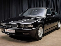Bild des Angebotes BMW 750 7er 750i - gepflegtes Fahrzeug - 3 Vorbesitzer