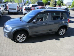 Skoda Yeti Yeti Diesel 2.0 TDI Monte Carlo Xenon Navi 1 Hand
