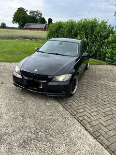 Bild des Angebotes BMW 325 325d e90