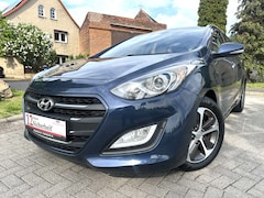 Hyundai i30 blue Style 1.6 CRDi NAVI|KAMERA|HU & SERVICE NEU