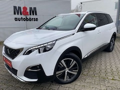 Bild des Angebotes Peugeot 5008 Allure 7-Sitze ACC/Kamera/Assistenz/Shz/LED