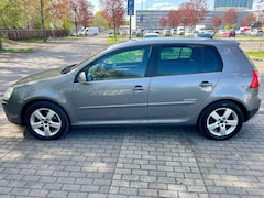 Bild des Angebotes VW Golf Golf V / 5-Türer /1.4 United
