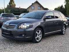 Bild des Angebotes Toyota Avensis 2.2 Executive Leder Xenon AHK SHZ Navi Scheckheft