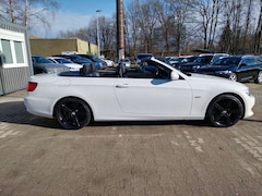 Bild des Angebotes BMW 330 Cabrio 330i+LEDER+NAVI+SHZ+XENON+MEMORYSITZ
