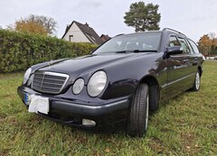 Bild des Angebotes Mercedes-Benz E 240 E-Klasse T Elegance