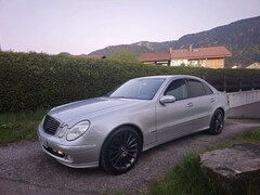 Bild des Angebotes Mercedes-Benz E 500 4Matic Automatik Avantgarde