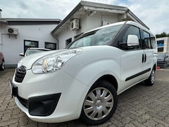 Bild des Angebotes Opel Combo 1.6 D TOUR 7-SITZER+KLIMA+AHK+SHZ+2xSCHIEBETÜR
