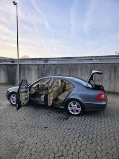 Bild des Angebotes Mercedes-Benz E 280 7G-TRONIC Avantgarde