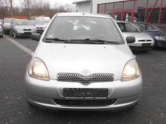 Bild des Angebotes Toyota Yaris 1.3 linea sol.KLIMA .ALUFEL+ALLWETERREIFEN,5TÜR